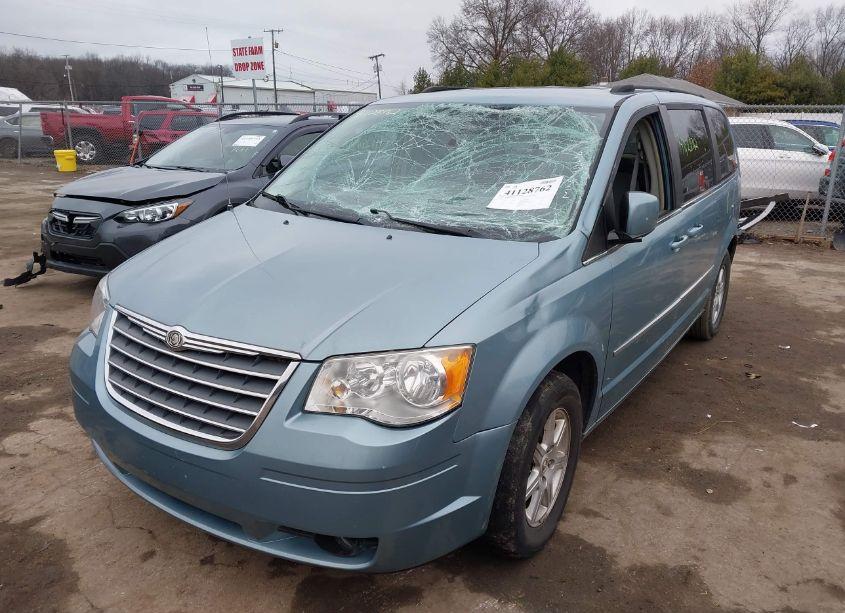 Photo 6 of 2010 Chrysler Town & COUNTRY TOURING (VIN 2A4RR5D11AR266139)