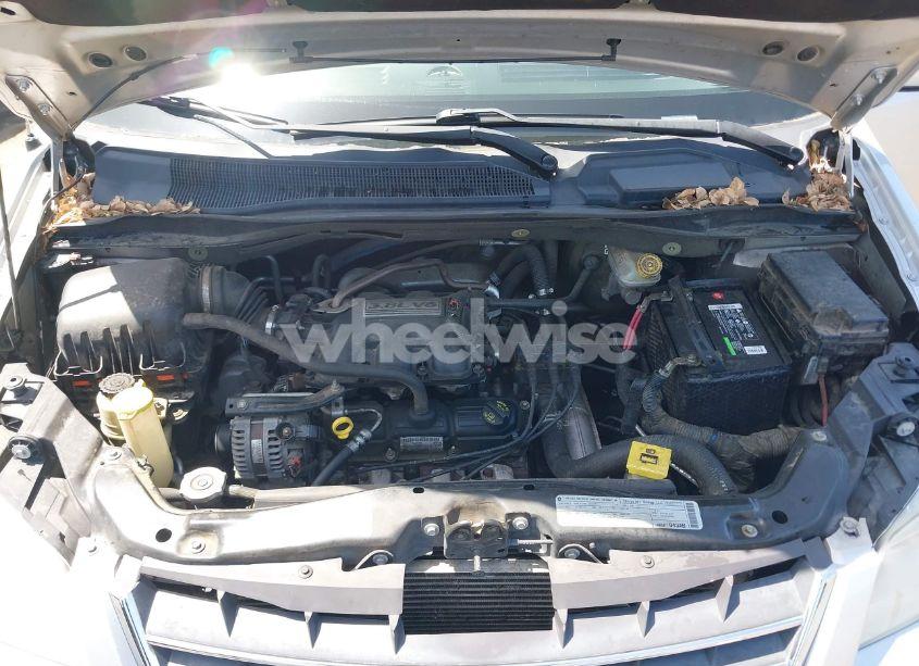 Photo 10 of 2010 Chrysler Town & COUNTRY TOURING (VIN 2A4RR5D11AR346489)