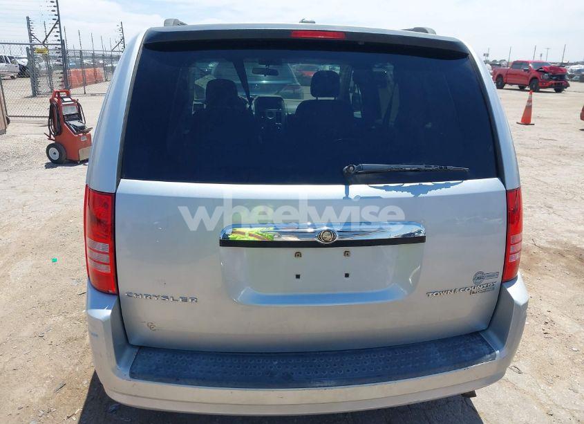 Photo 16 of 2010 Chrysler Town & COUNTRY TOURING (VIN 2A4RR5D11AR373188)