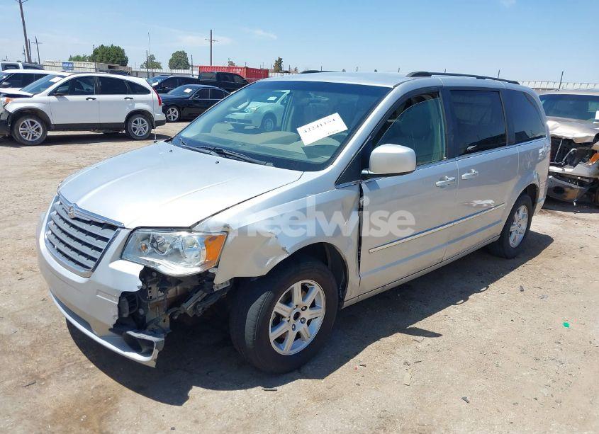 Photo 2 of 2010 Chrysler Town & COUNTRY TOURING (VIN 2A4RR5D11AR373188)