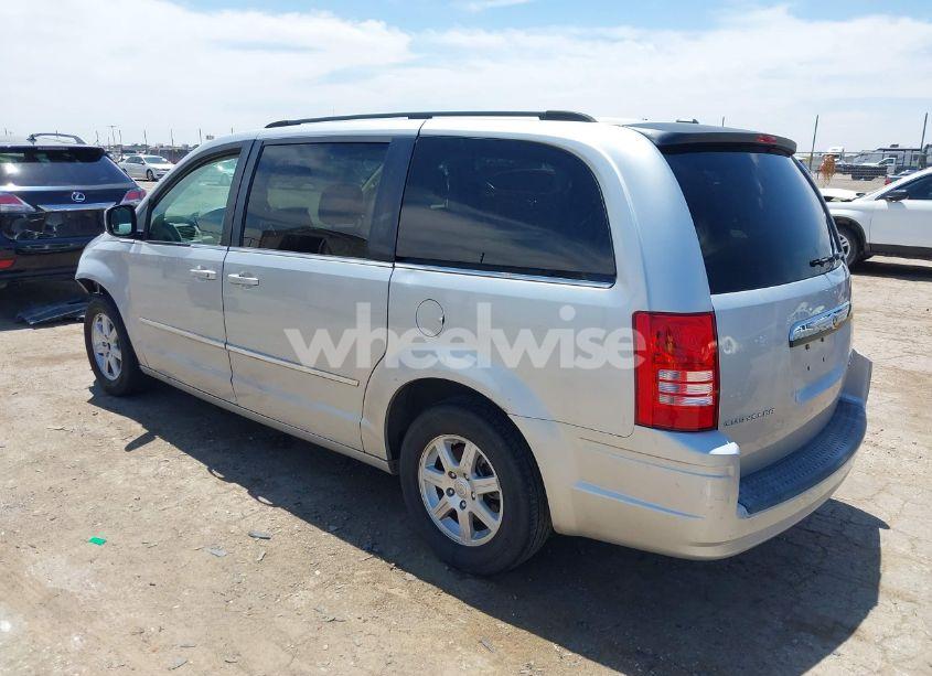 Photo 3 of 2010 Chrysler Town & COUNTRY TOURING (VIN 2A4RR5D11AR373188)