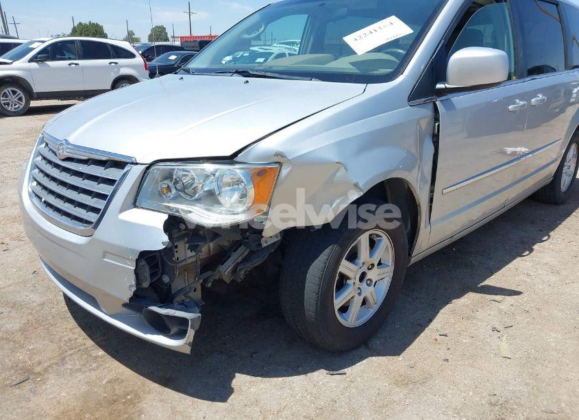 Photo 6 of 2010 Chrysler Town & COUNTRY TOURING (VIN 2A4RR5D11AR373188)