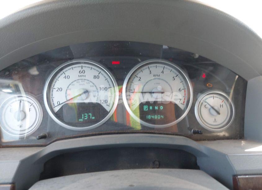 Photo 7 of 2010 Chrysler Town & COUNTRY TOURING (VIN 2A4RR5D11AR373188)