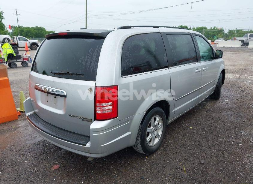 Photo 4 of 2010 Chrysler Town & COUNTRY TOURING (VIN 2A4RR5D12AR198014)