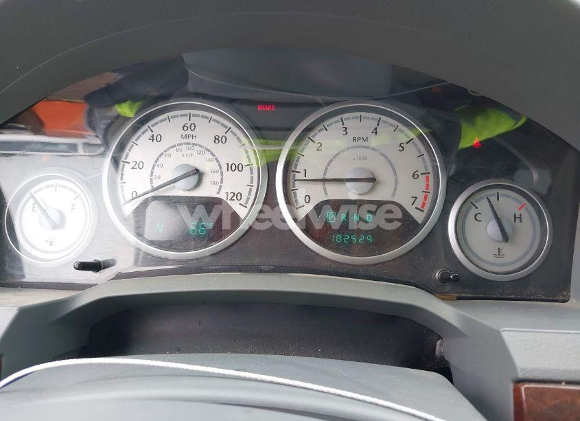 Photo 7 of 2010 Chrysler Town & COUNTRY TOURING (VIN 2A4RR5D12AR198014)