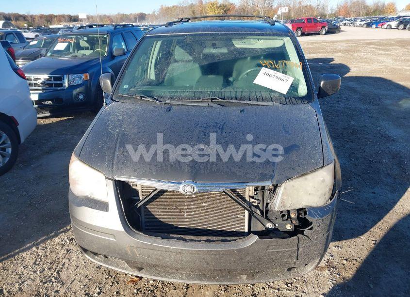 Photo 6 of 2010 Chrysler Town & COUNTRY TOURING (VIN 2A4RR5D12AR366072)