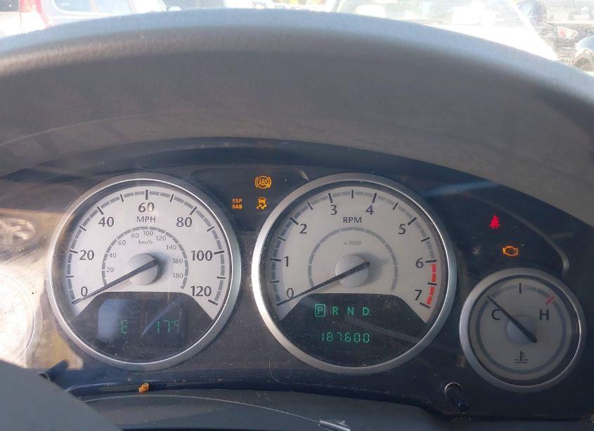 Photo 7 of 2010 Chrysler Town & COUNTRY TOURING (VIN 2A4RR5D12AR440851)