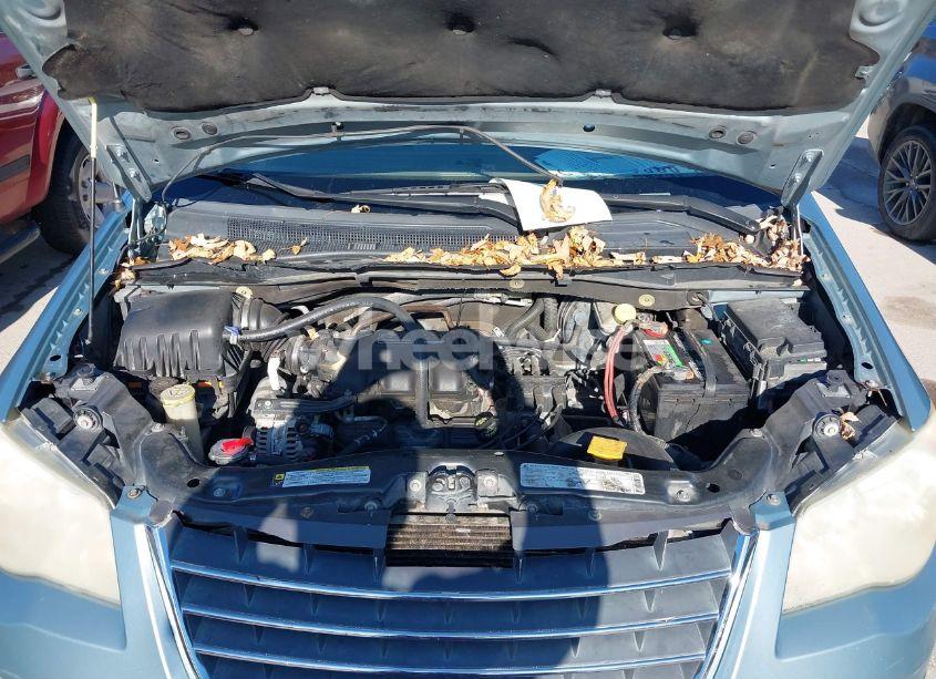 Photo 10 of 2010 Chrysler Town & COUNTRY TOURING (VIN 2A4RR5D13AR204127)