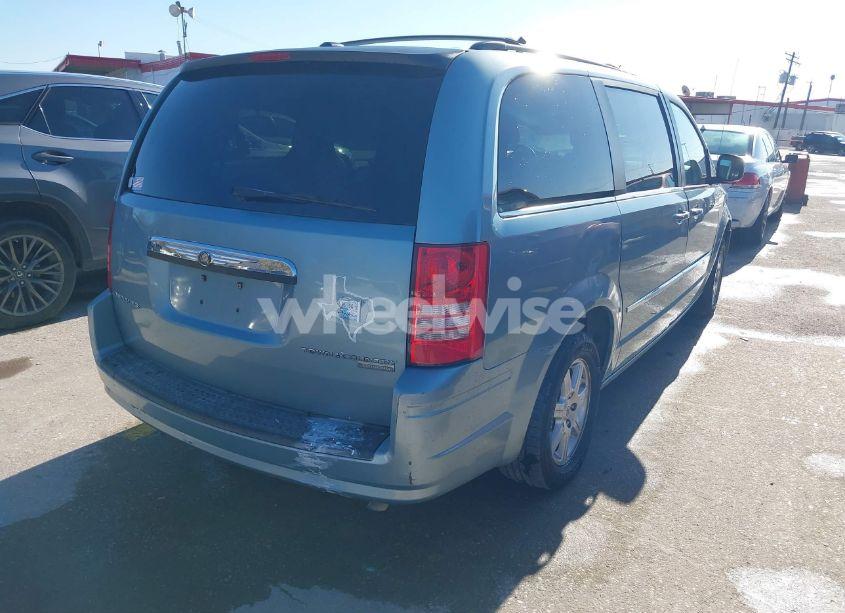 Photo 4 of 2010 Chrysler Town & COUNTRY TOURING (VIN 2A4RR5D13AR204127)