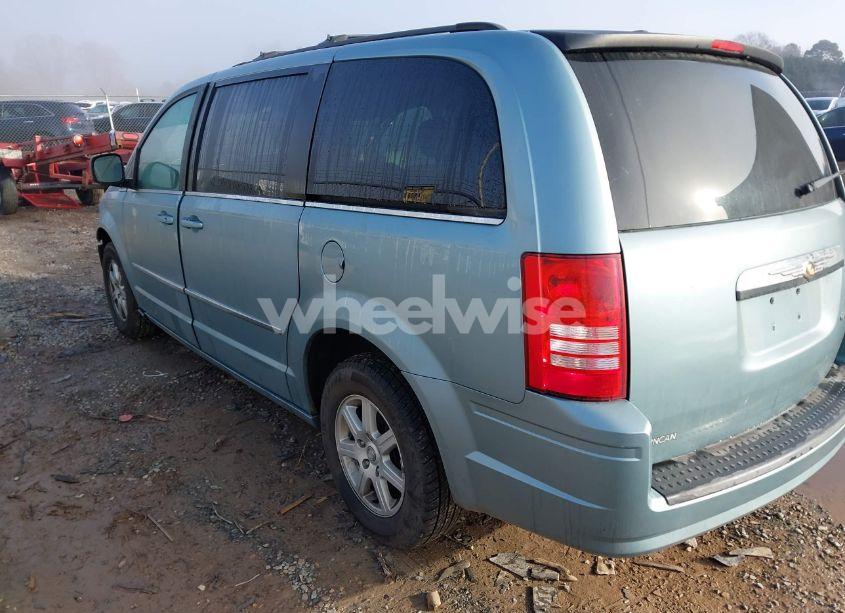 Photo 3 of 2010 Chrysler Town & COUNTRY TOURING (VIN 2A4RR5D13AR243591)