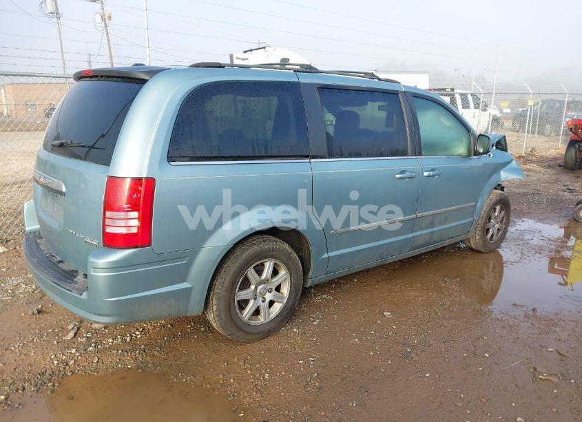 Photo 4 of 2010 Chrysler Town & COUNTRY TOURING (VIN 2A4RR5D13AR243591)