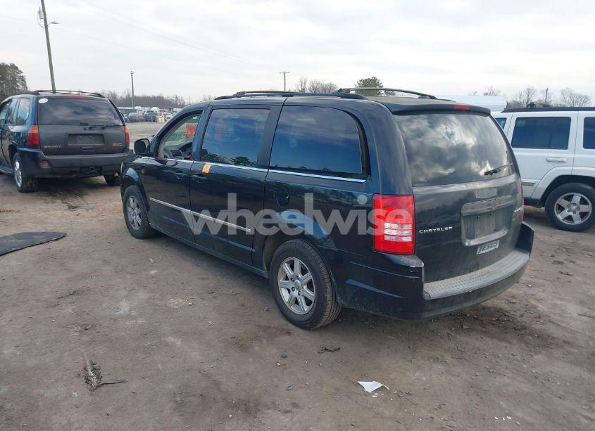 Photo 3 of 2010 Chrysler Town & COUNTRY TOURING (VIN 2A4RR5D13AR267132)