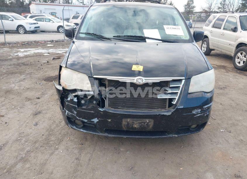 Photo 6 of 2010 Chrysler Town & COUNTRY TOURING (VIN 2A4RR5D13AR267132)