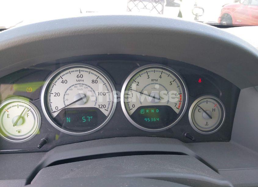 Photo 7 of 2010 Chrysler Town & COUNTRY TOURING (VIN 2A4RR5D13AR309251)