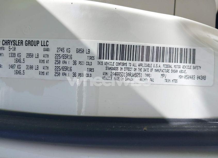 Photo 9 of 2010 Chrysler Town & COUNTRY TOURING (VIN 2A4RR5D13AR309251)