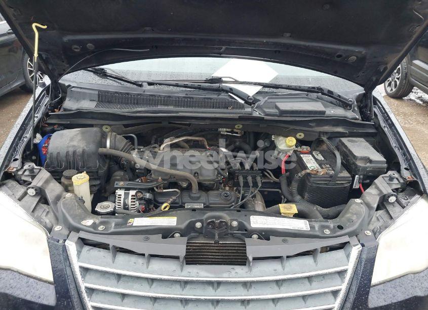 Photo 10 of 2010 Chrysler Town & COUNTRY TOURING (VIN 2A4RR5D13AR333288)