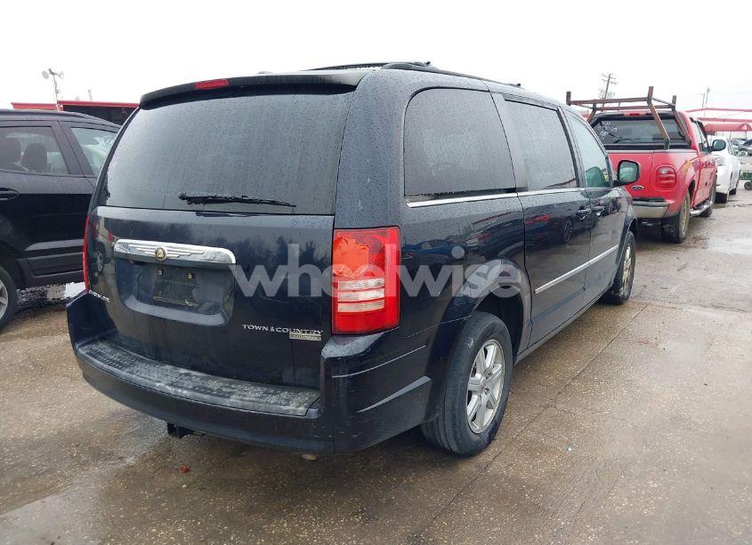 Photo 4 of 2010 Chrysler Town & COUNTRY TOURING (VIN 2A4RR5D13AR333288)