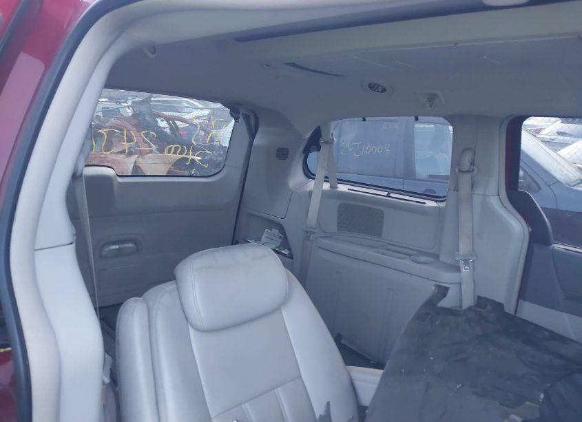 Photo 8 of 2010 Chrysler Town & COUNTRY TOURING (VIN 2A4RR5D14AR104294)