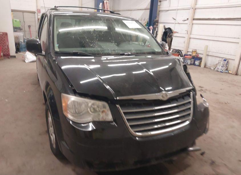2010 Chrysler Town & COUNTRY TOURING (VIN 2A4RR5D14AR113321) main photo