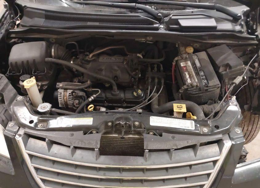 Photo 10 of 2010 Chrysler Town & COUNTRY TOURING (VIN 2A4RR5D14AR113321)