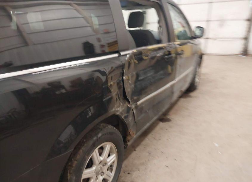 Photo 6 of 2010 Chrysler Town & COUNTRY TOURING (VIN 2A4RR5D14AR113321)