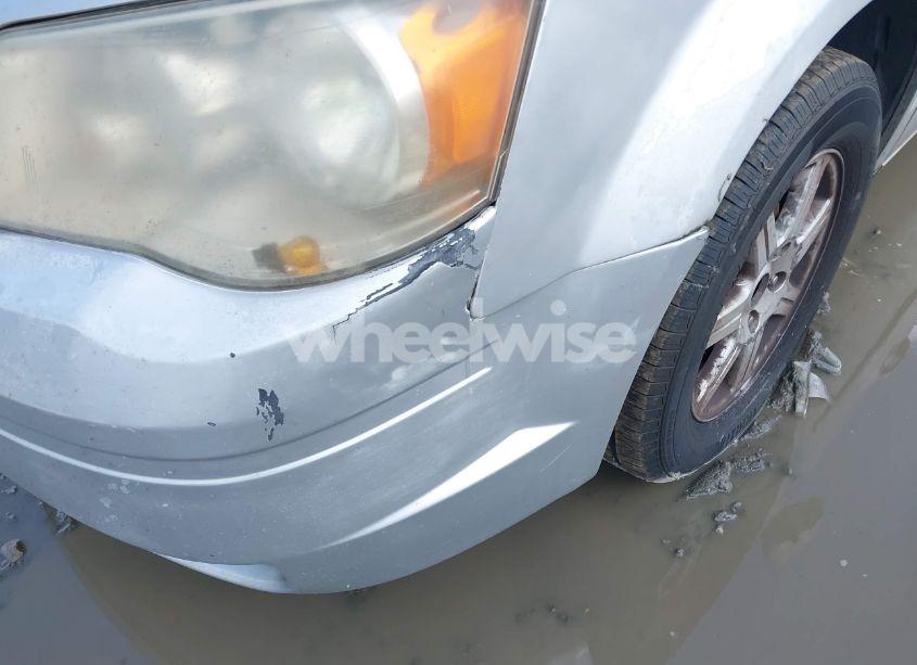 Photo 14 of 2010 Chrysler Town & COUNTRY TOURING (VIN 2A4RR5D14AR214553)