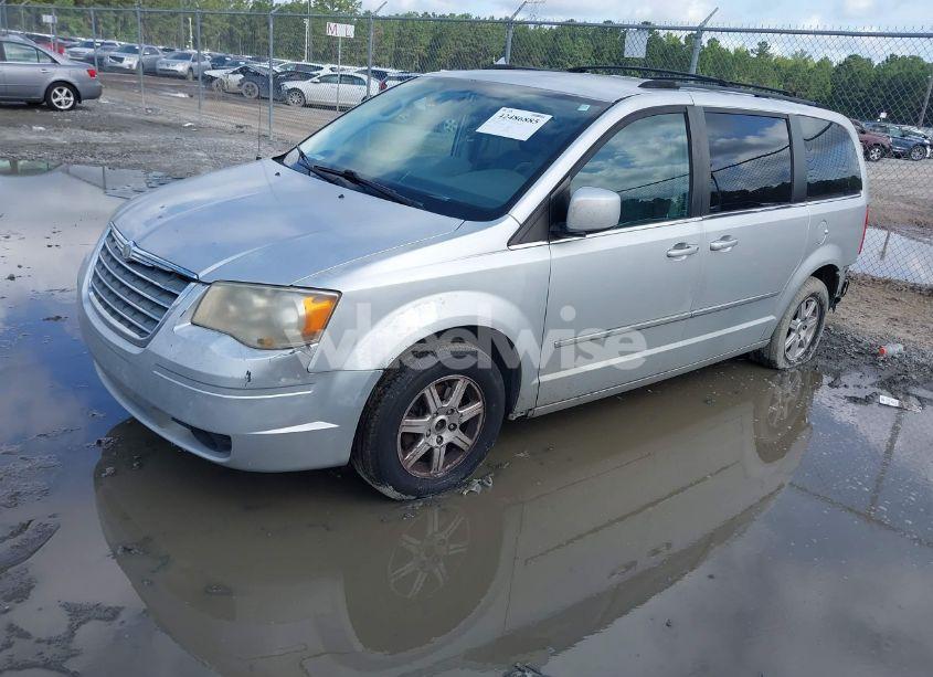Photo 2 of 2010 Chrysler Town & COUNTRY TOURING (VIN 2A4RR5D14AR214553)