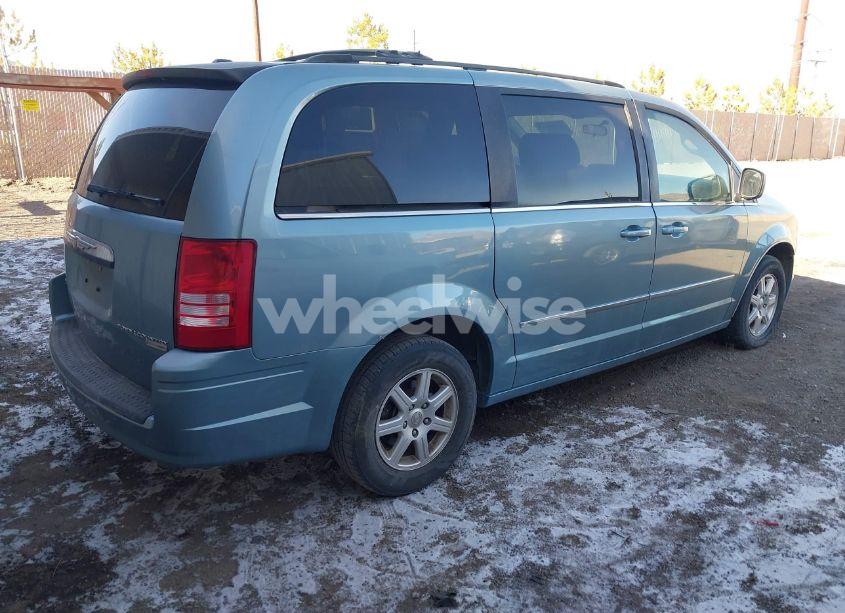 Photo 4 of 2010 Chrysler Town & COUNTRY TOURING (VIN 2A4RR5D14AR233541)