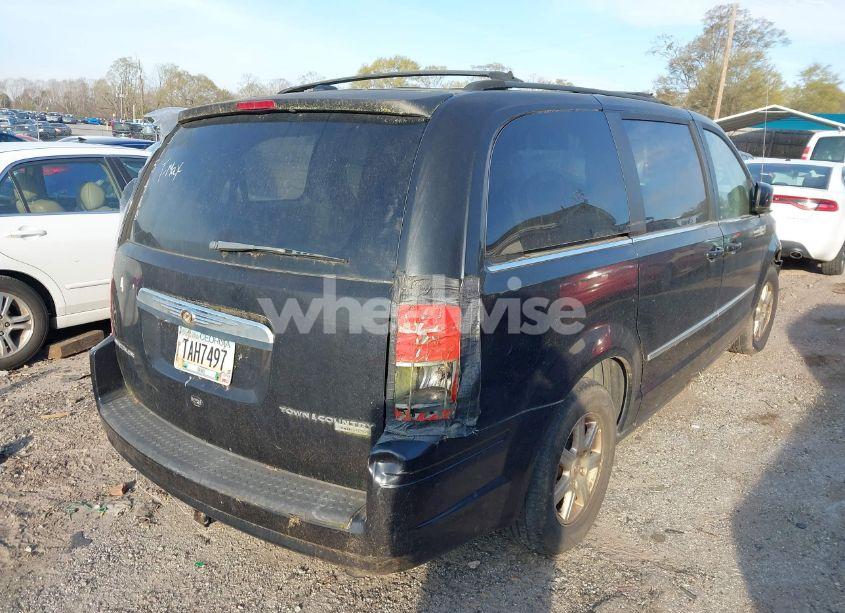 Photo 4 of 2010 Chrysler Town & COUNTRY TOURING (VIN 2A4RR5D14AR315480)
