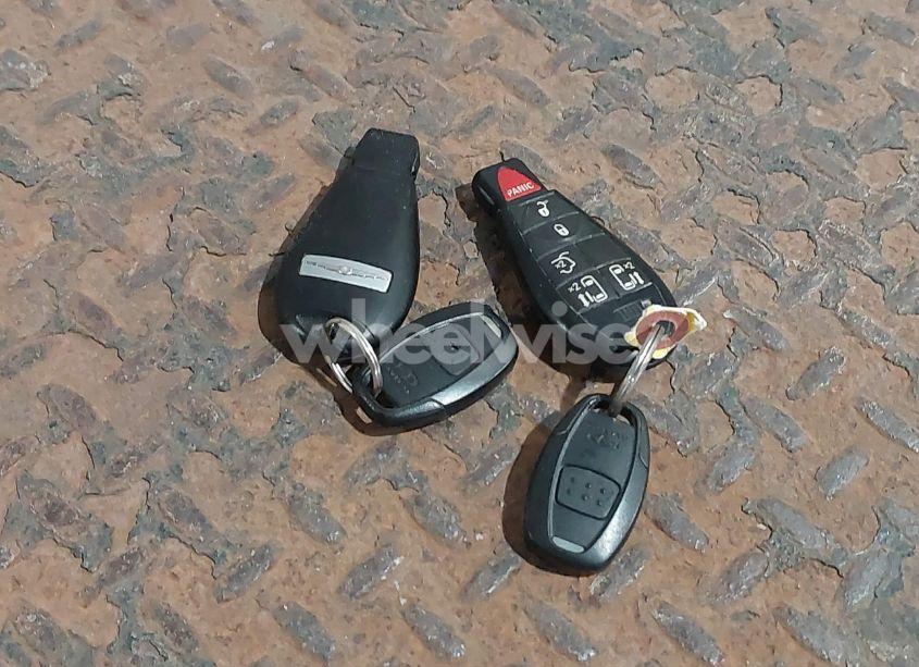 Photo 11 of 2010 Chrysler Town & COUNTRY TOURING (VIN 2A4RR5D14AR358247)