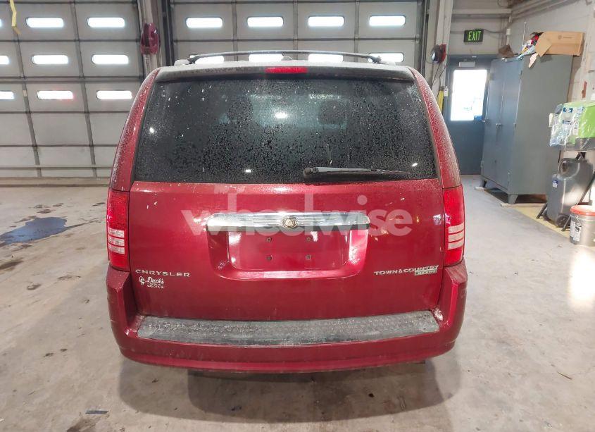 Photo 16 of 2010 Chrysler Town & COUNTRY TOURING (VIN 2A4RR5D14AR358247)