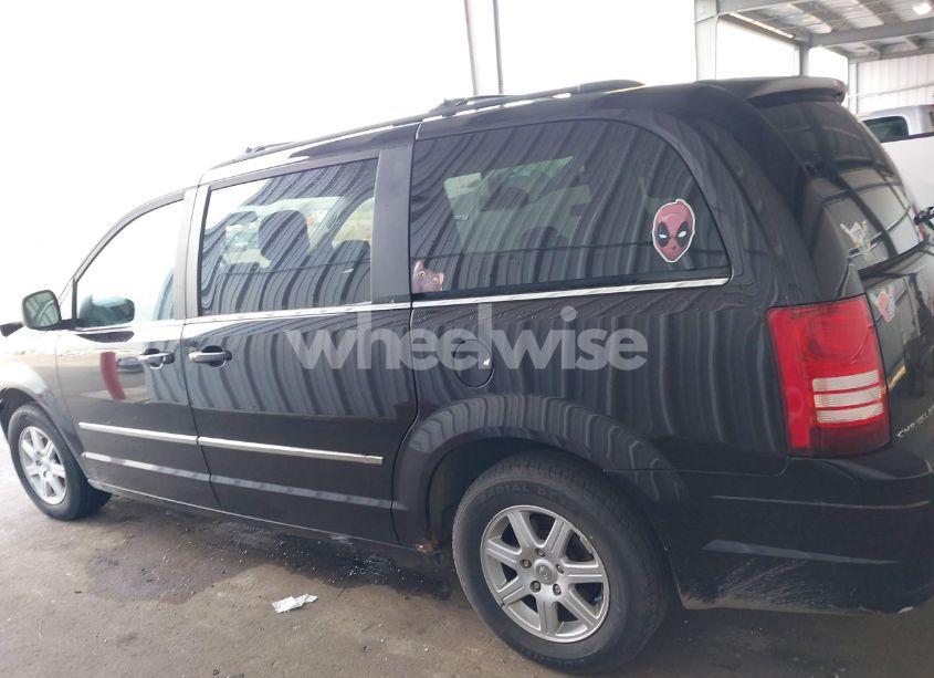 Photo 14 of 2010 Chrysler Town & COUNTRY TOURING (VIN 2A4RR5D14AR399400)