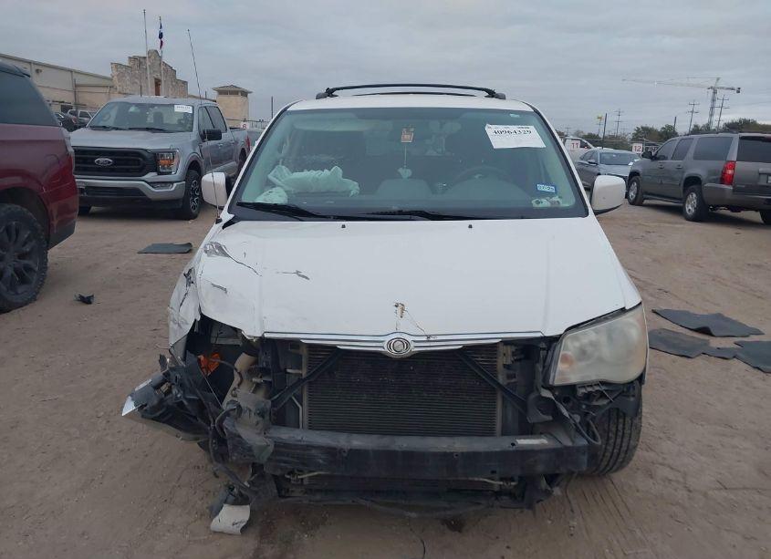 Photo 13 of 2010 Chrysler Town & COUNTRY TOURING (VIN 2A4RR5D14AR421413)