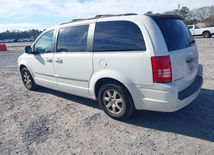 Photo 3 of 2010 Chrysler Town & COUNTRY TOURING (VIN 2A4RR5D14AR492983)