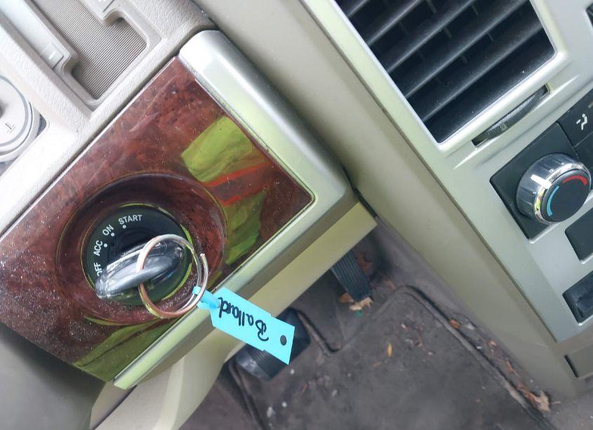 Photo 11 of 2010 Chrysler Town & COUNTRY TOURING (VIN 2A4RR5D15AR104790)