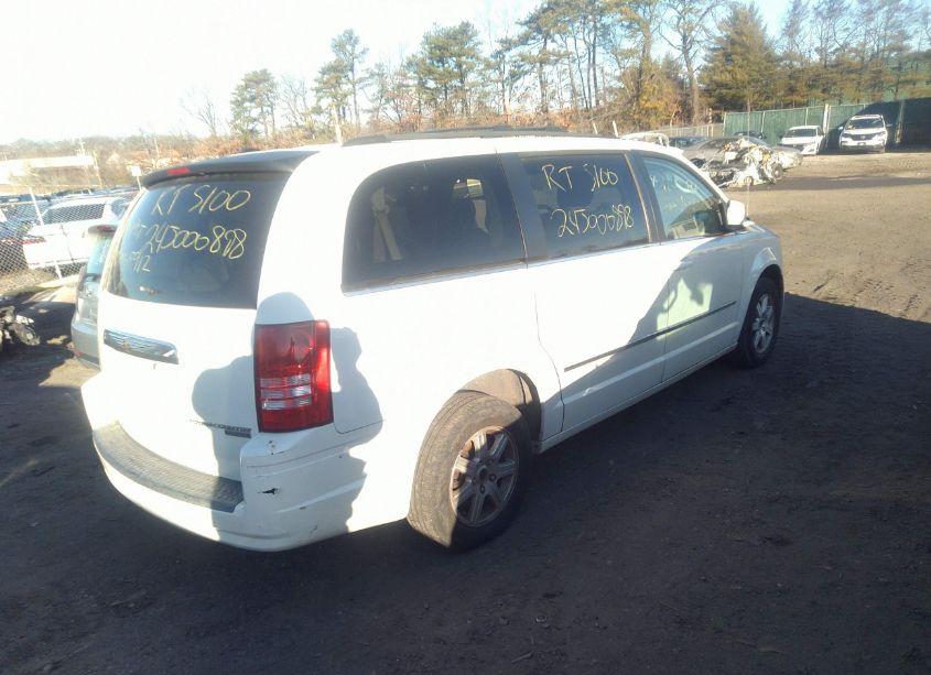 Photo 4 of 2010 Chrysler Town & COUNTRY TOURING (VIN 2A4RR5D15AR126708)