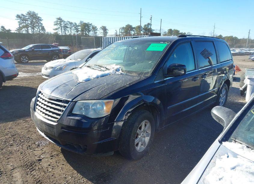 Photo 2 of 2010 Chrysler Town & COUNTRY TOURING (VIN 2A4RR5D15AR162768)