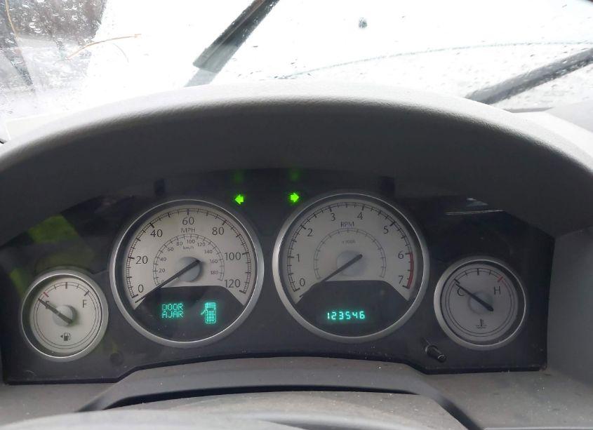 Photo 7 of 2010 Chrysler Town & COUNTRY TOURING (VIN 2A4RR5D15AR188903)