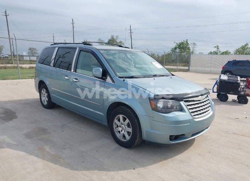2010 Chrysler Town & COUNTRY TOURING (VIN 2A4RR5D15AR217588) main photo