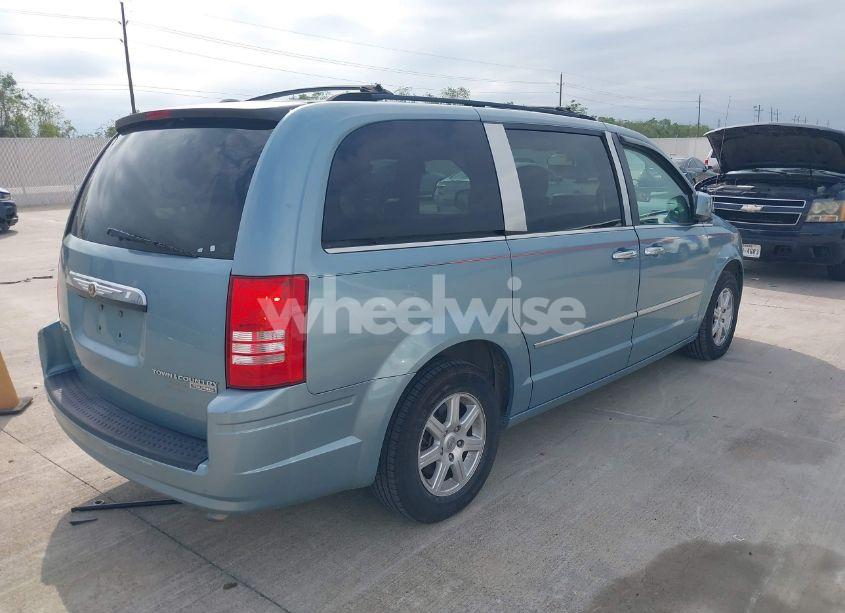 Photo 4 of 2010 Chrysler Town & COUNTRY TOURING (VIN 2A4RR5D15AR217588)