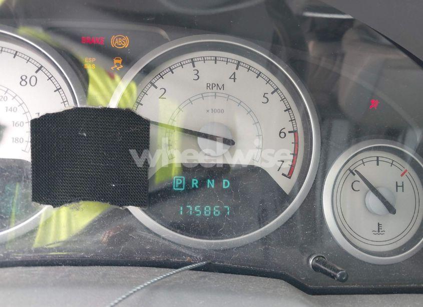 Photo 7 of 2010 Chrysler Town & COUNTRY TOURING (VIN 2A4RR5D15AR217588)