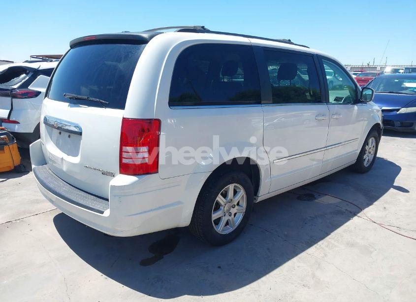 Photo 4 of 2010 Chrysler Town & COUNTRY TOURING (VIN 2A4RR5D15AR229109)