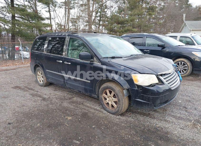 2010 Chrysler Town & COUNTRY TOURING (VIN 2A4RR5D16AR162729) main photo