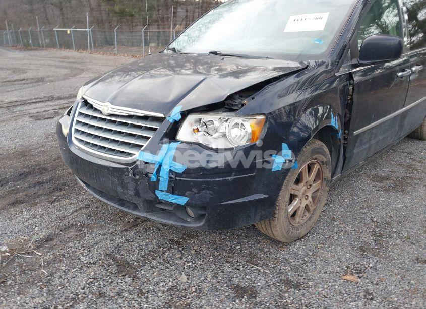 Photo 6 of 2010 Chrysler Town & COUNTRY TOURING (VIN 2A4RR5D16AR162729)
