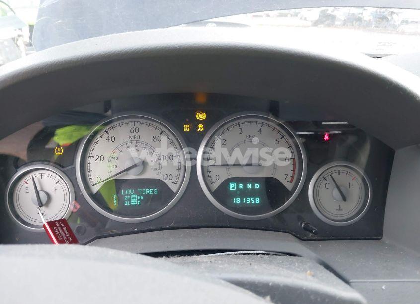 Photo 7 of 2010 Chrysler Town & COUNTRY TOURING (VIN 2A4RR5D16AR162729)