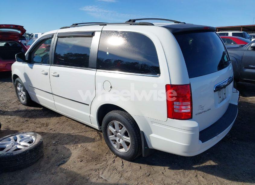 Photo 3 of 2010 Chrysler Town & COUNTRY TOURING (VIN 2A4RR5D16AR249370)