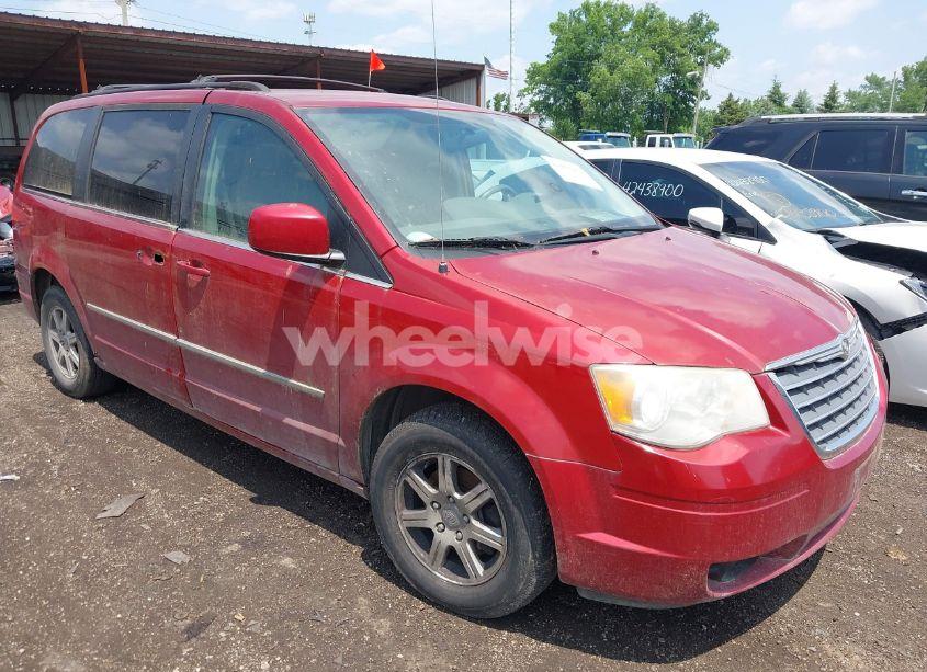 2010 Chrysler Town & COUNTRY TOURING (VIN 2A4RR5D17AR109036) main photo