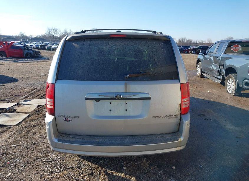Photo 16 of 2010 Chrysler Town & COUNTRY TOURING (VIN 2A4RR5D17AR119369)