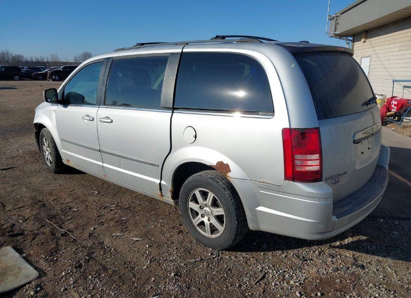 Photo 3 of 2010 Chrysler Town & COUNTRY TOURING (VIN 2A4RR5D17AR119369)