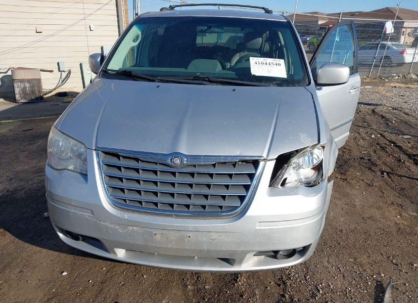 Photo 6 of 2010 Chrysler Town & COUNTRY TOURING (VIN 2A4RR5D17AR119369)